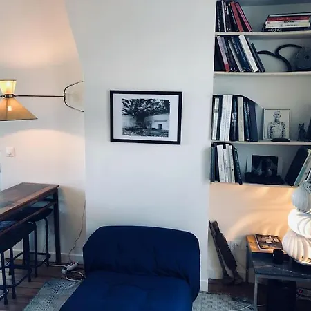 3 Bedrooms Apartment, Parisian Style Apartmán *